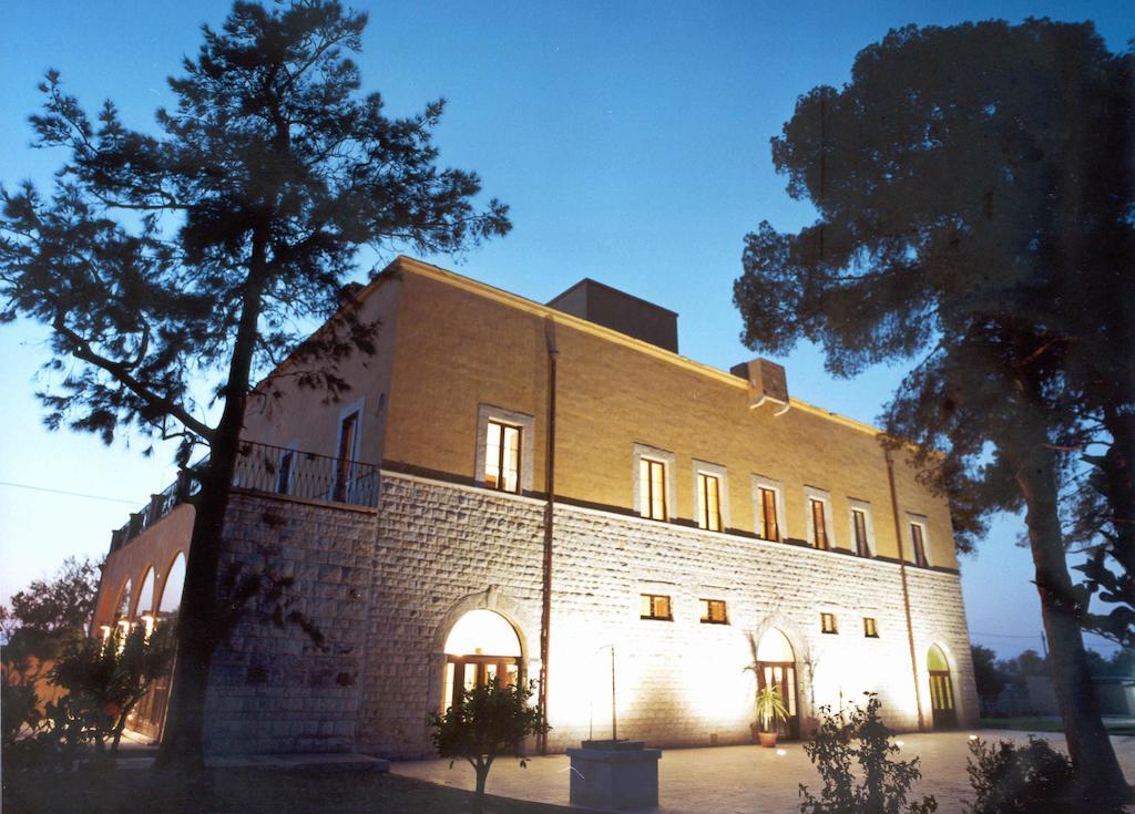 Villa Carcano Trani Exteriér fotografie