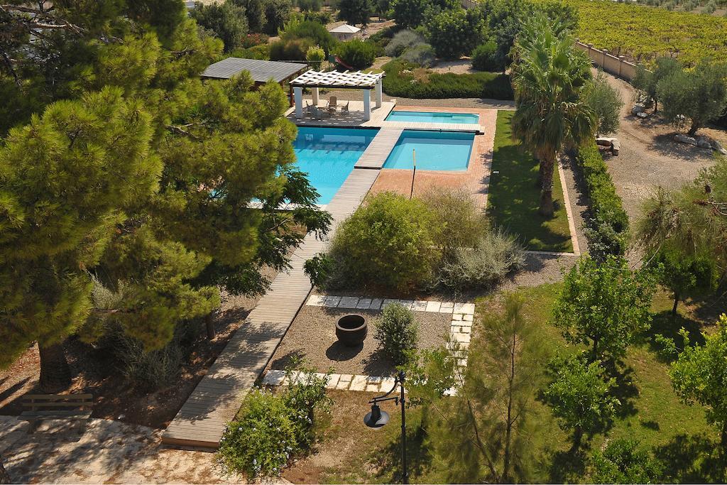 Villa Carcano Trani Exteriér fotografie
